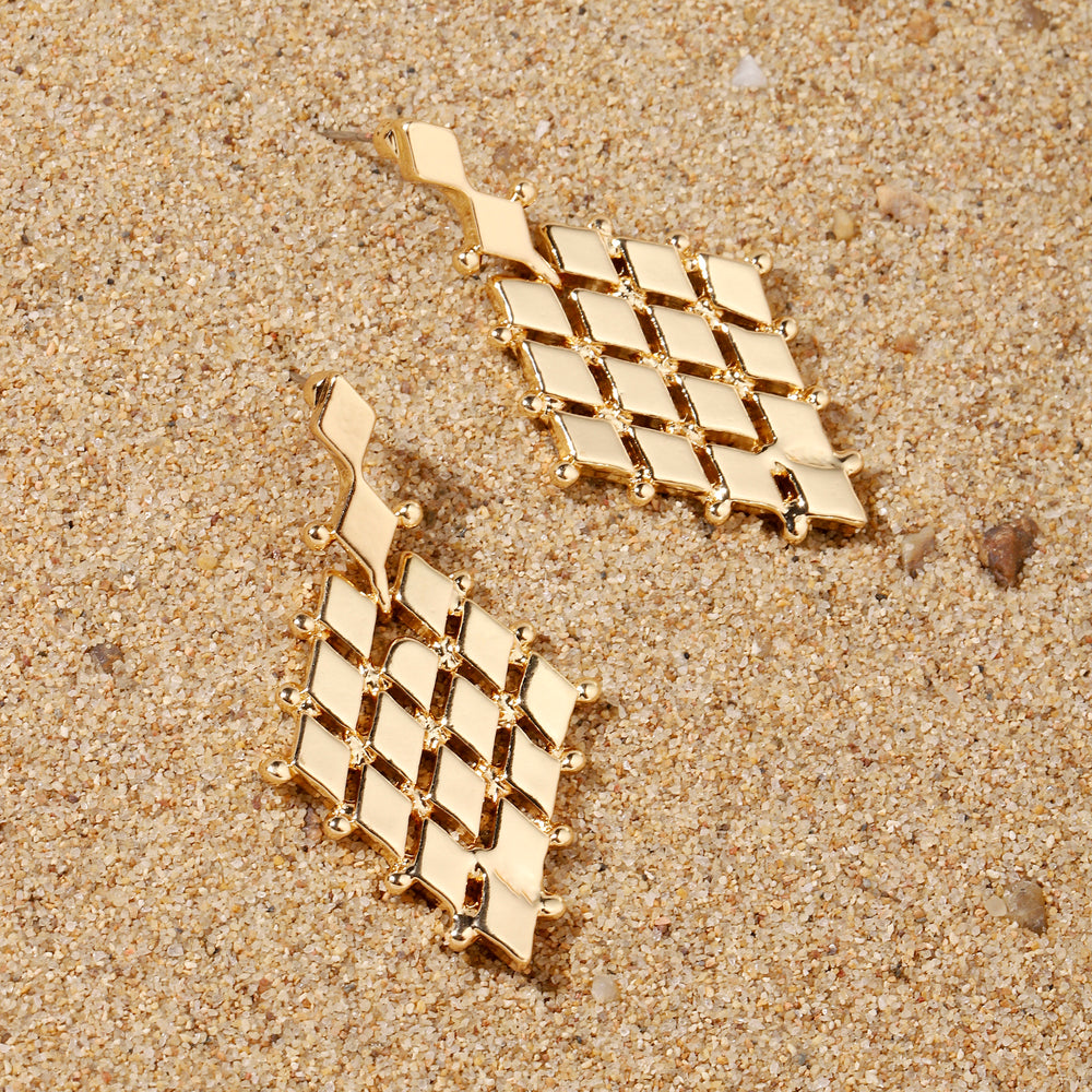 Diamond Pattern Gold Earring - Salty Accessories