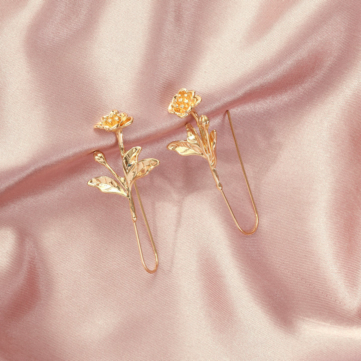 Rose Beast Gold Earring