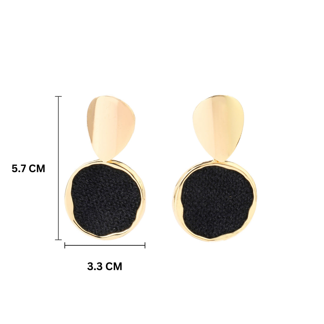 Lisa Black Gold Earring