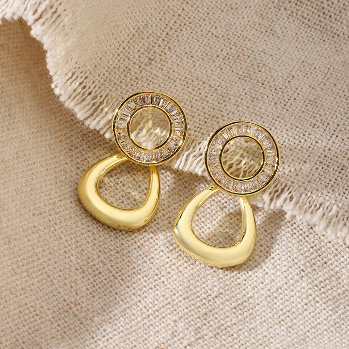 Yume Crystal Round Gold Earring - Salty Accessories