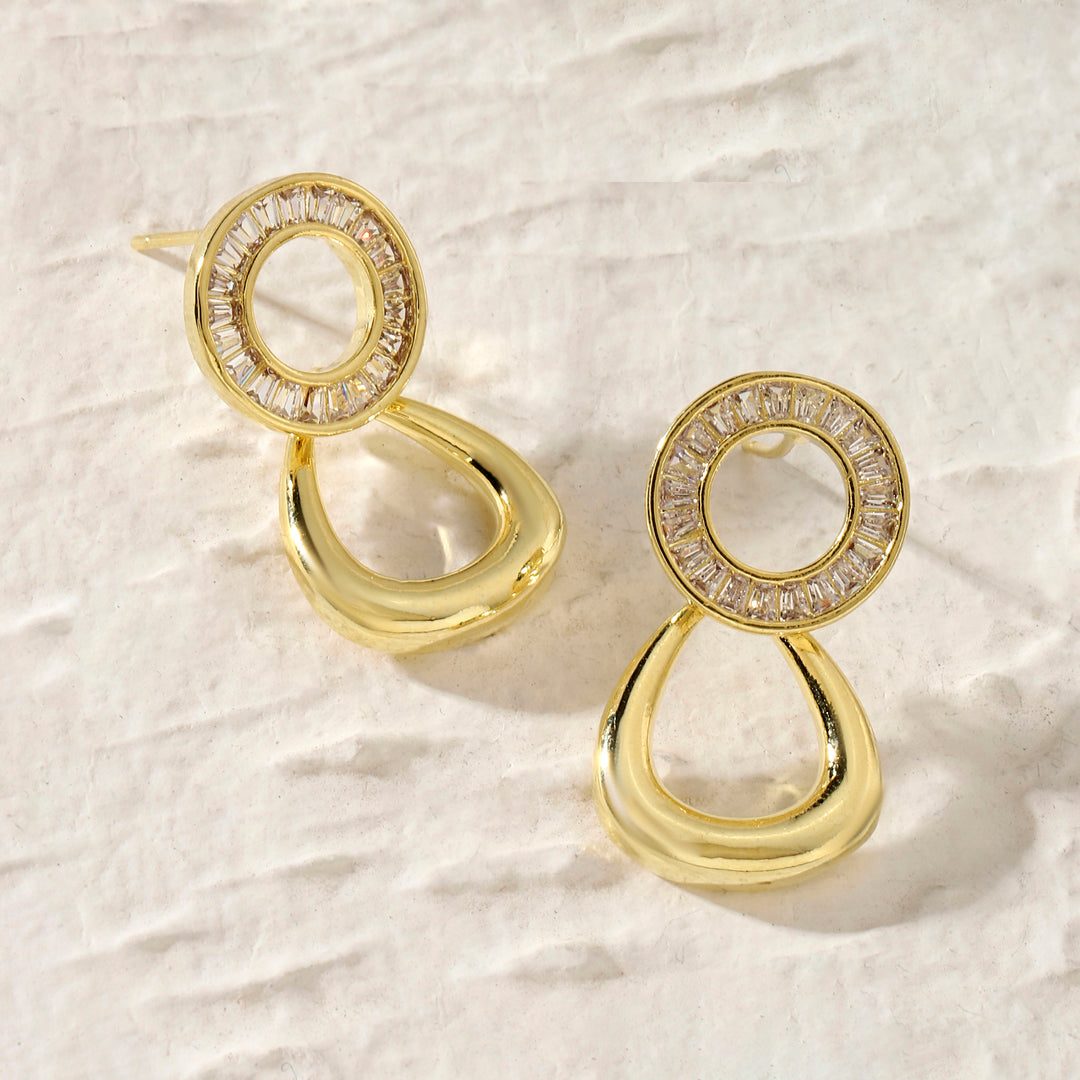 Yume Crystal Round Gold Earring - Salty Accessories