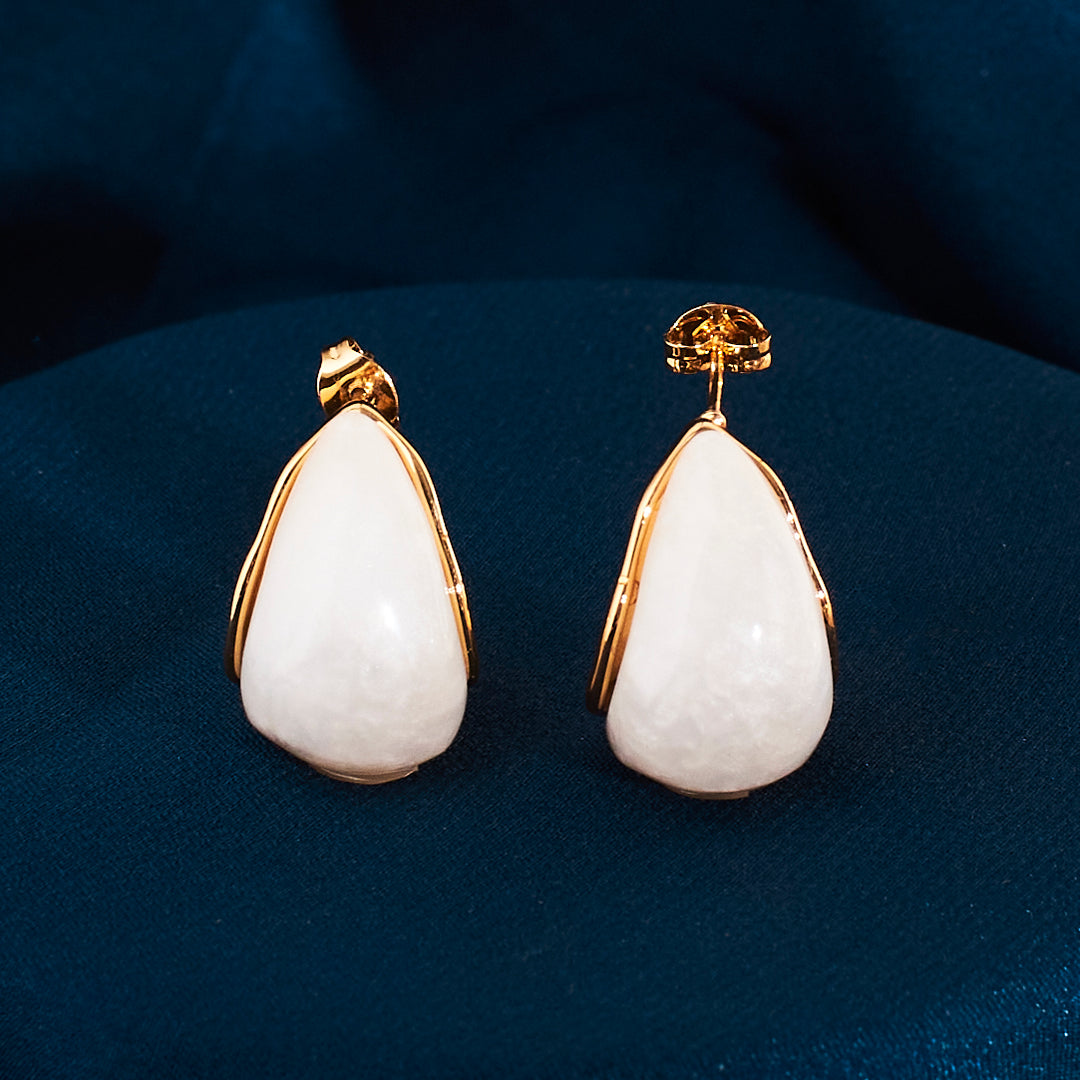 Snowflake Elegance Gold Earrings