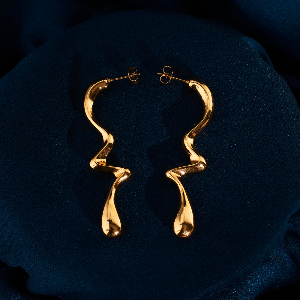 Curved Wave Gold Earrings - Salty Accessories