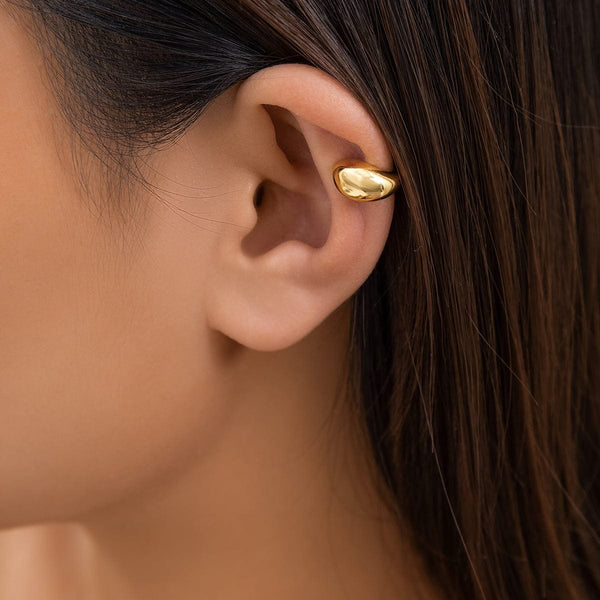 Dazzling Round Gold Cuffs
