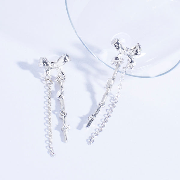 Sparkling Stone Bow Tassel Studs
