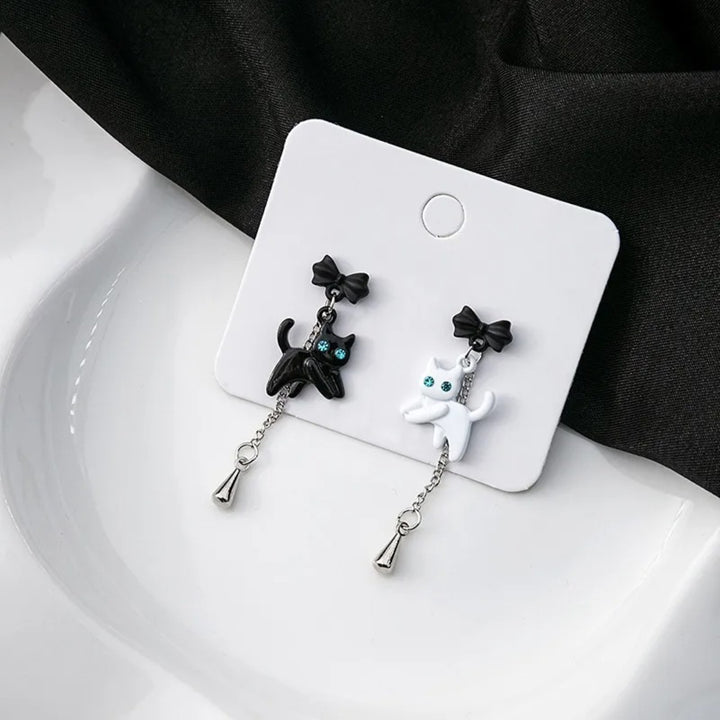 Mismatched Boo With Mew Drop Earrings