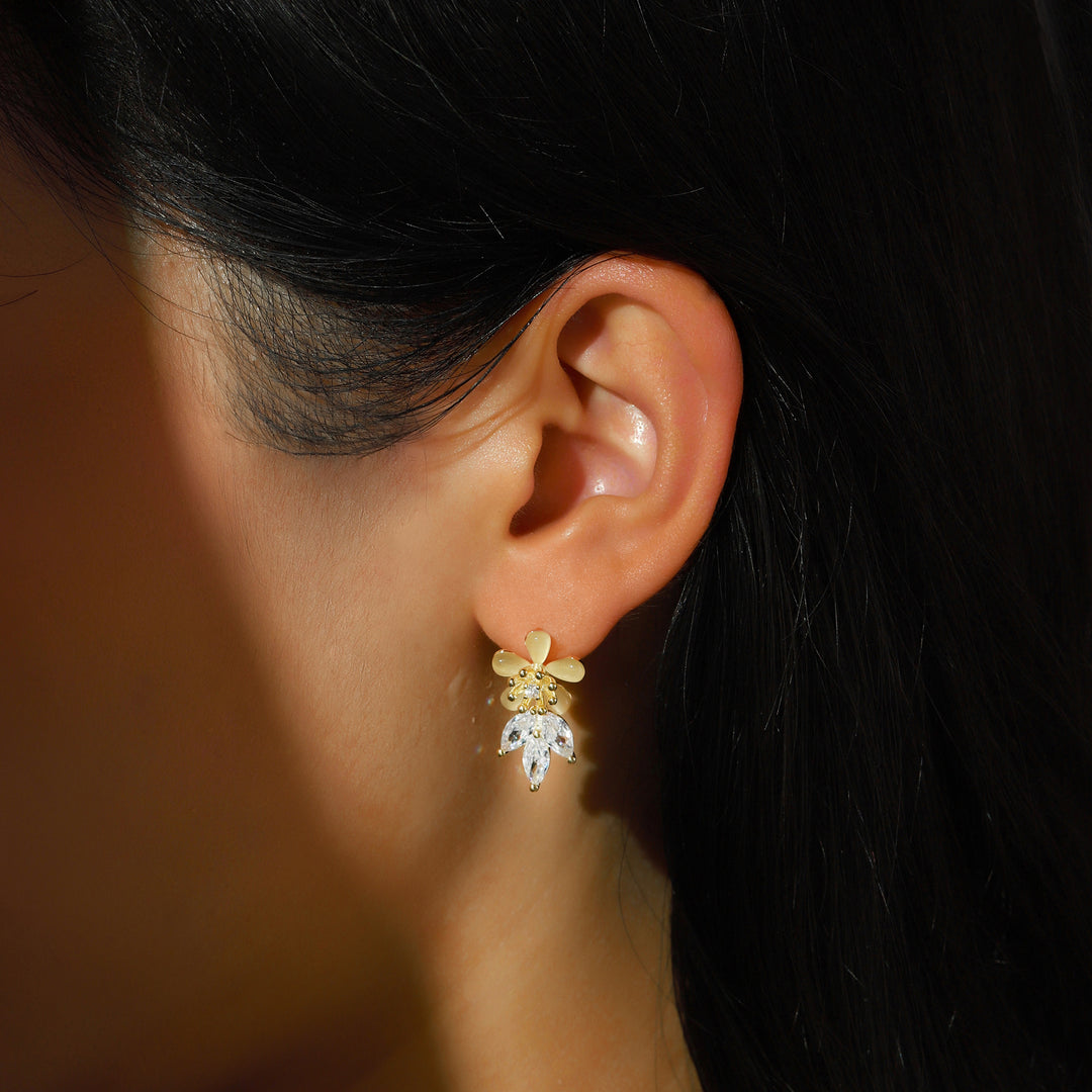 Frost Bloom Stud Earrings - Gold