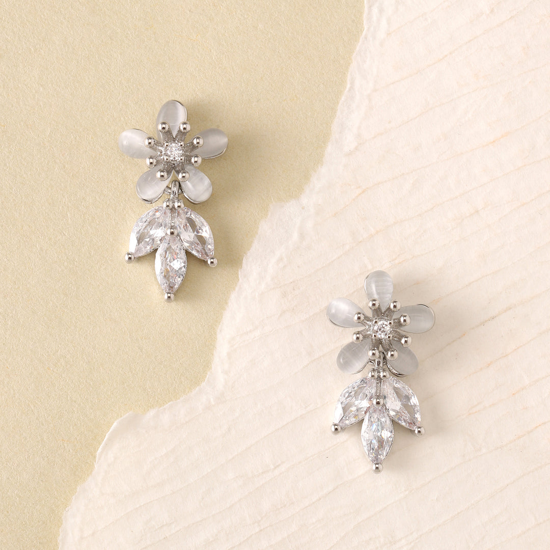 Frost Bloom Stud Earrings - Silver