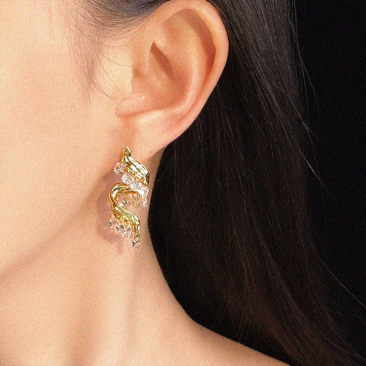 Golden Wavelet Spark Earrings
