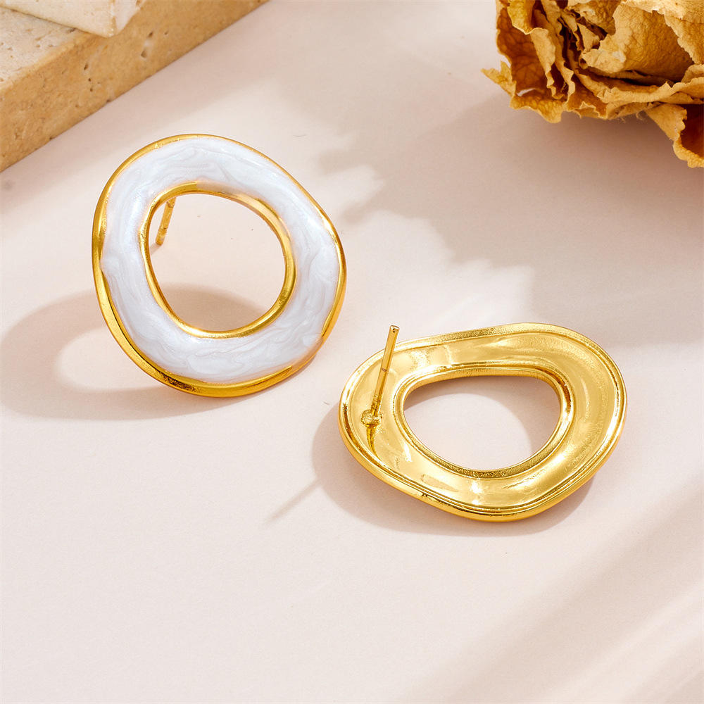 Luna Loop Sculpt Studs Earrings