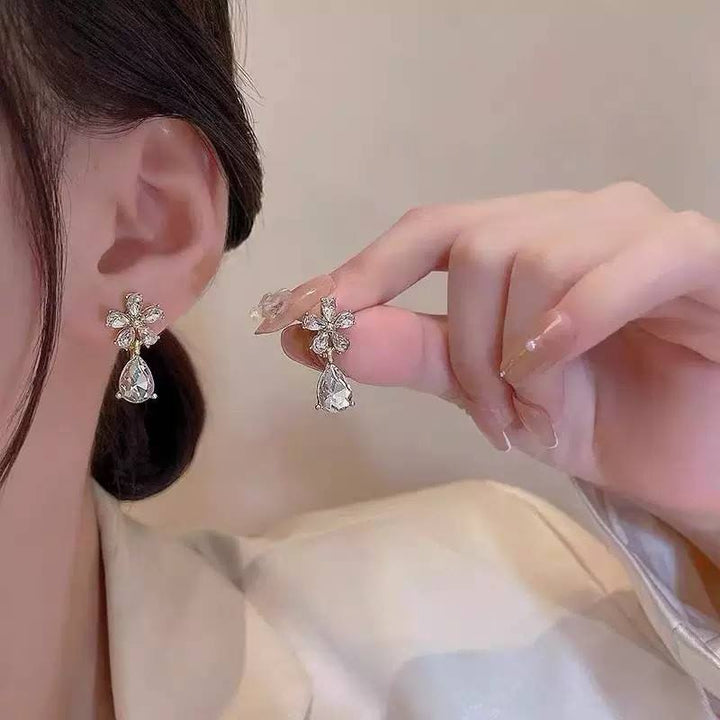 Bloomdrop Radiance Earrings