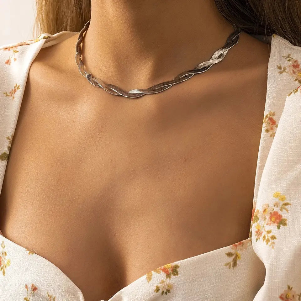 Effortless Glamour Silver Chain Salty