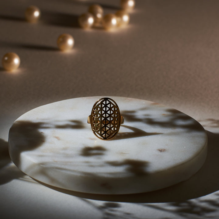 Elegant Era Sparkle Ring