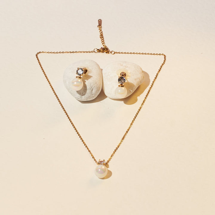 Elegant White Akoya Pearl Jewelry Set