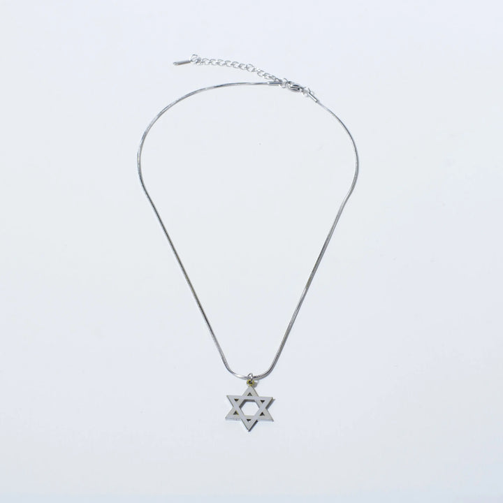 Elio and Oliver Star Necklace - Salty Accessories