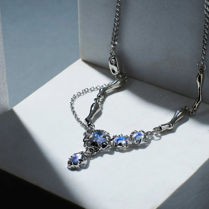 Elite Adorn Silver Necklace - Salty Accessories