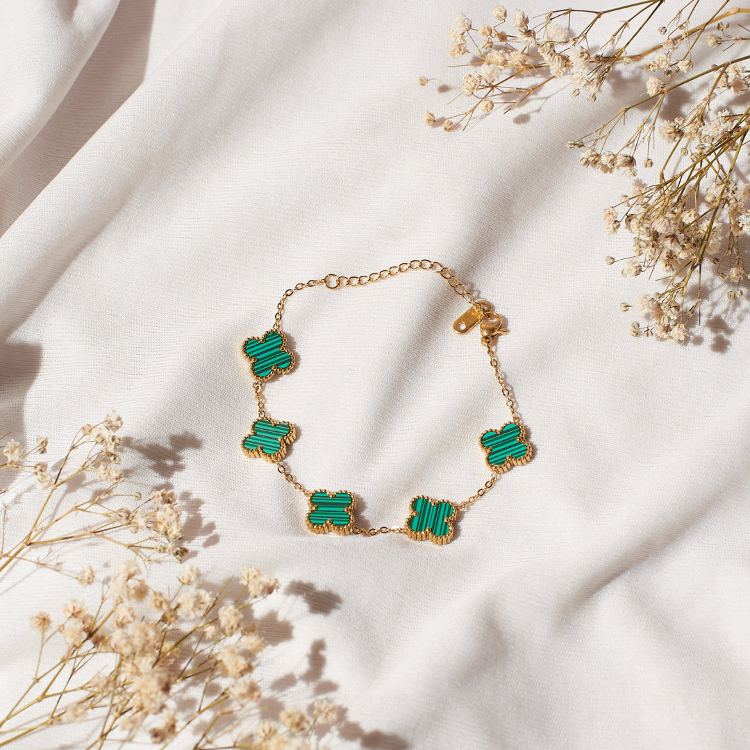 Emerald Clover Affair Jewellery Set