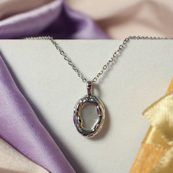 Enchanted Silver Aurum Elegance