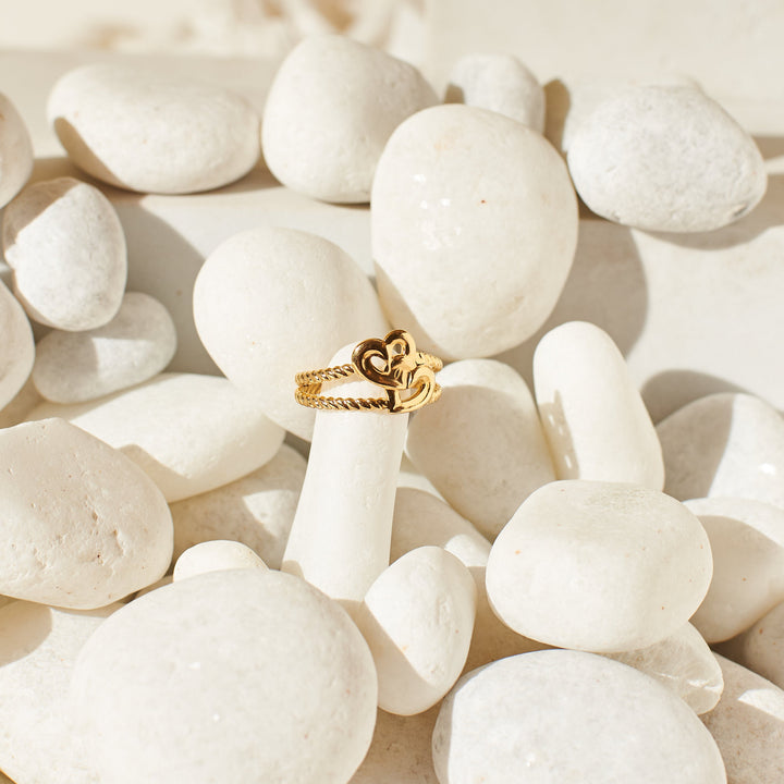 Endearing Elegance Ring - Salty Accessories