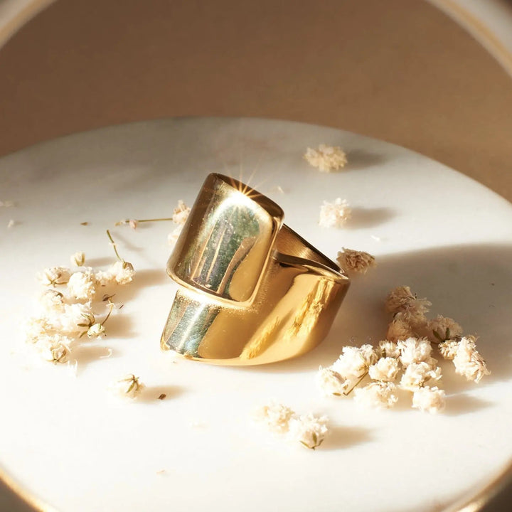 Epic Epoch Ring | Salty