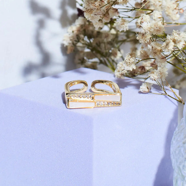 Evangeline Bold Golden Ring