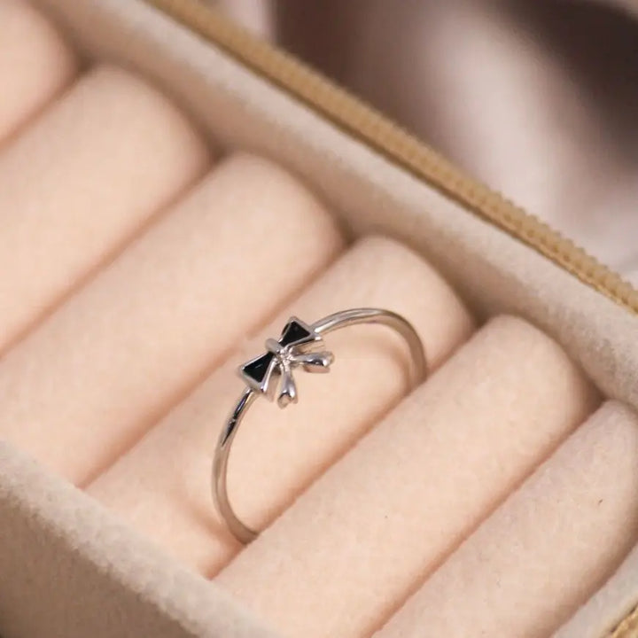 Fancy Bow Band