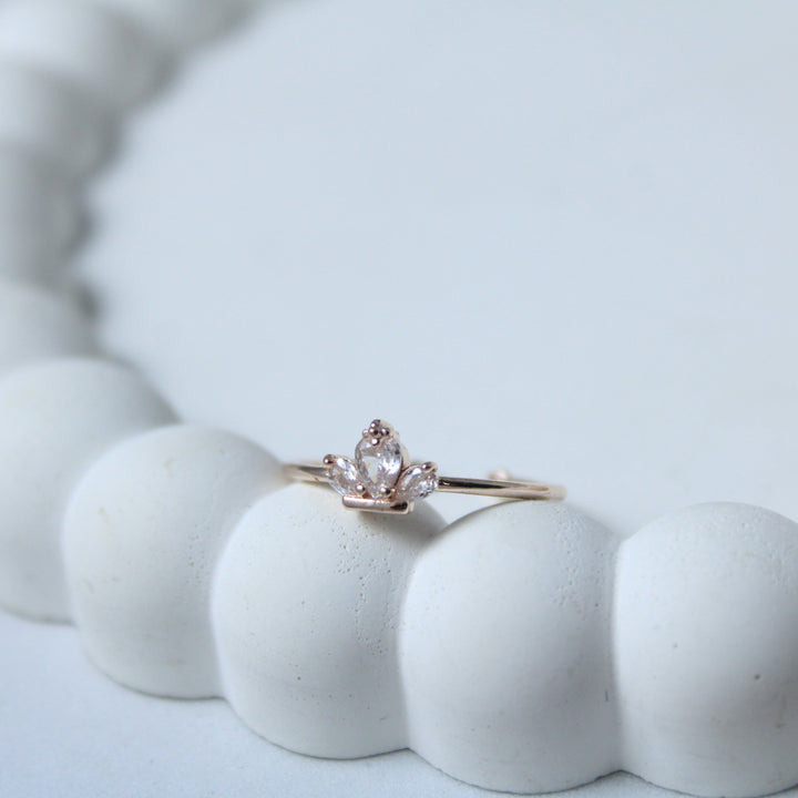 Glacier crown rose-gold ring - Salty Accessories