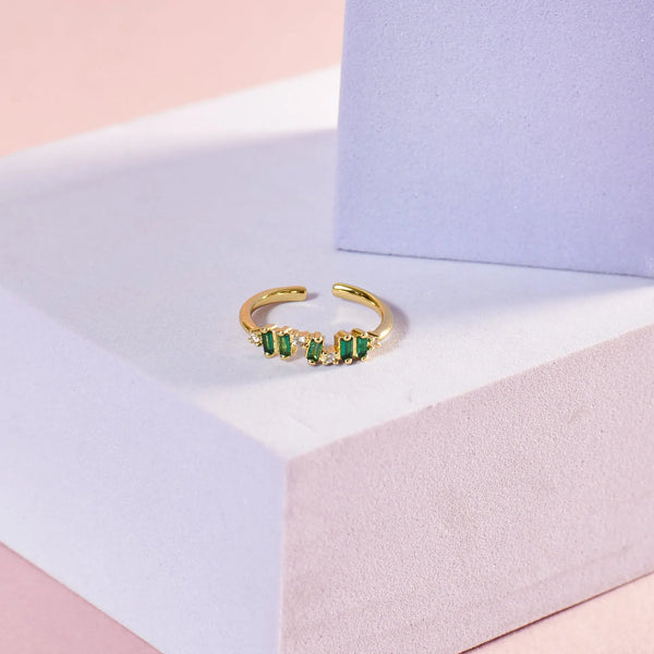 Glamorous Green Ring