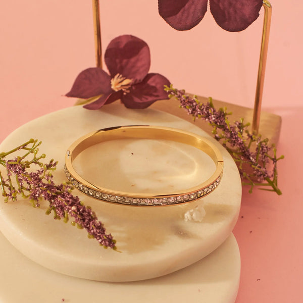 Glamour White Diamond Armlet