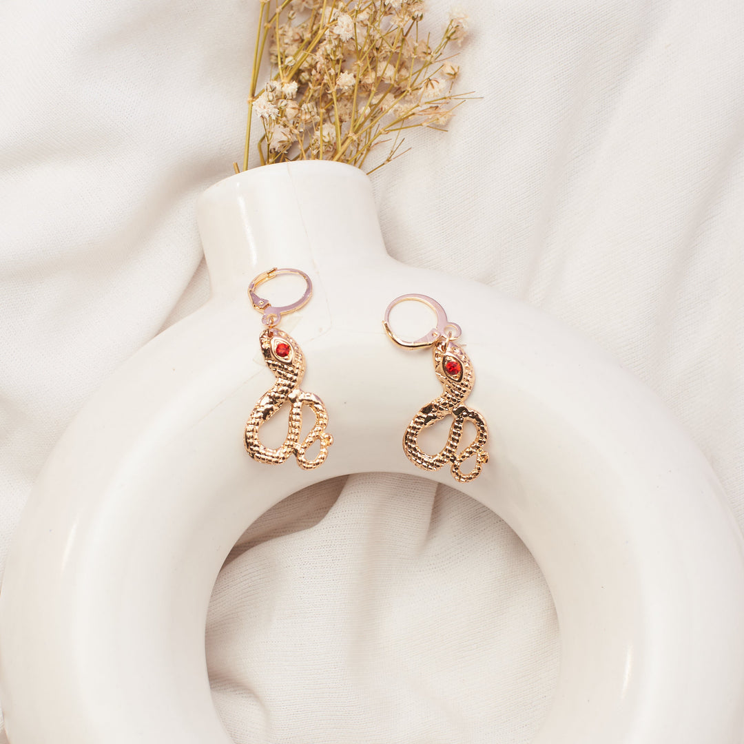 Glamourous Red Eye Snake Earrings