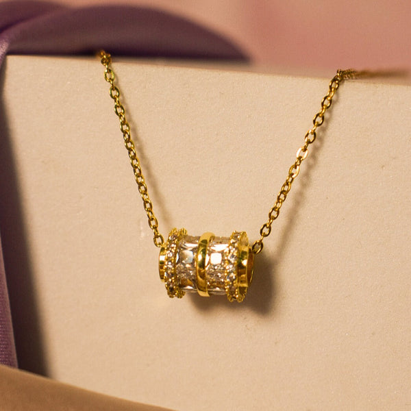 Gleaming Inlaid Zirconia Necklace