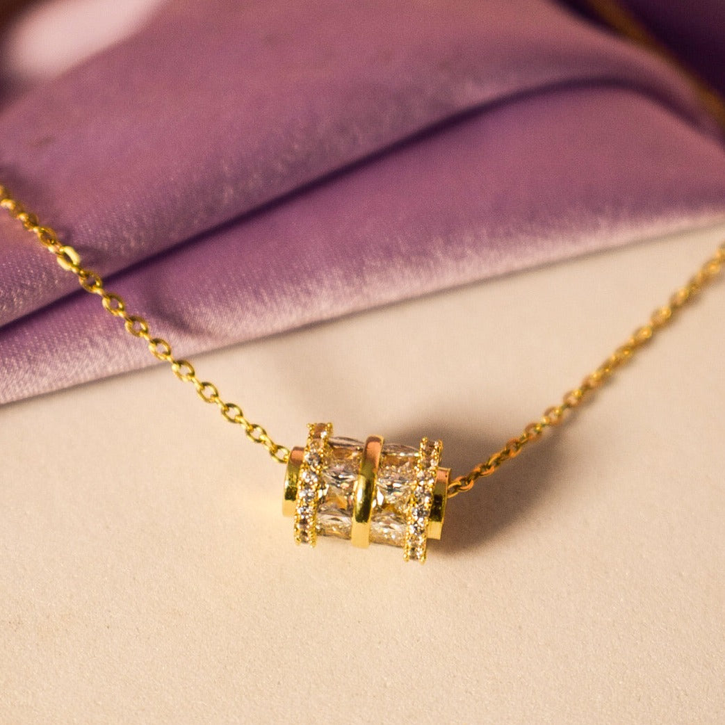 Gleaming Inlaid Zirconia Necklace - Salty Accessories