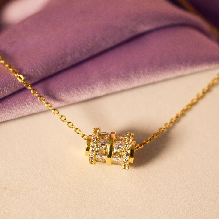 Gleaming Inlaid Zirconia Necklace - Salty Accessories