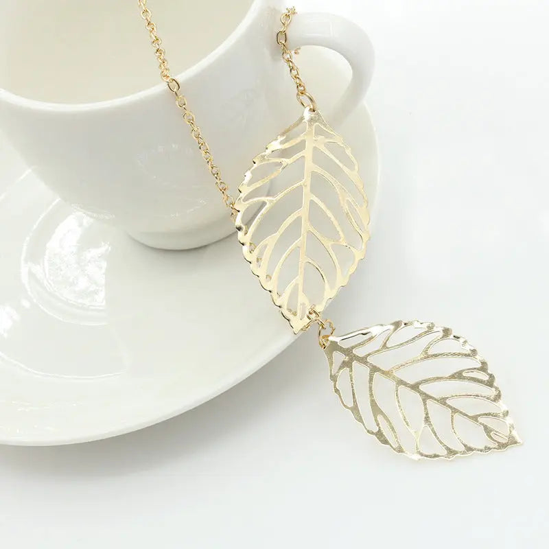 Gold Leaf Outline Necklace - Salty Accessories