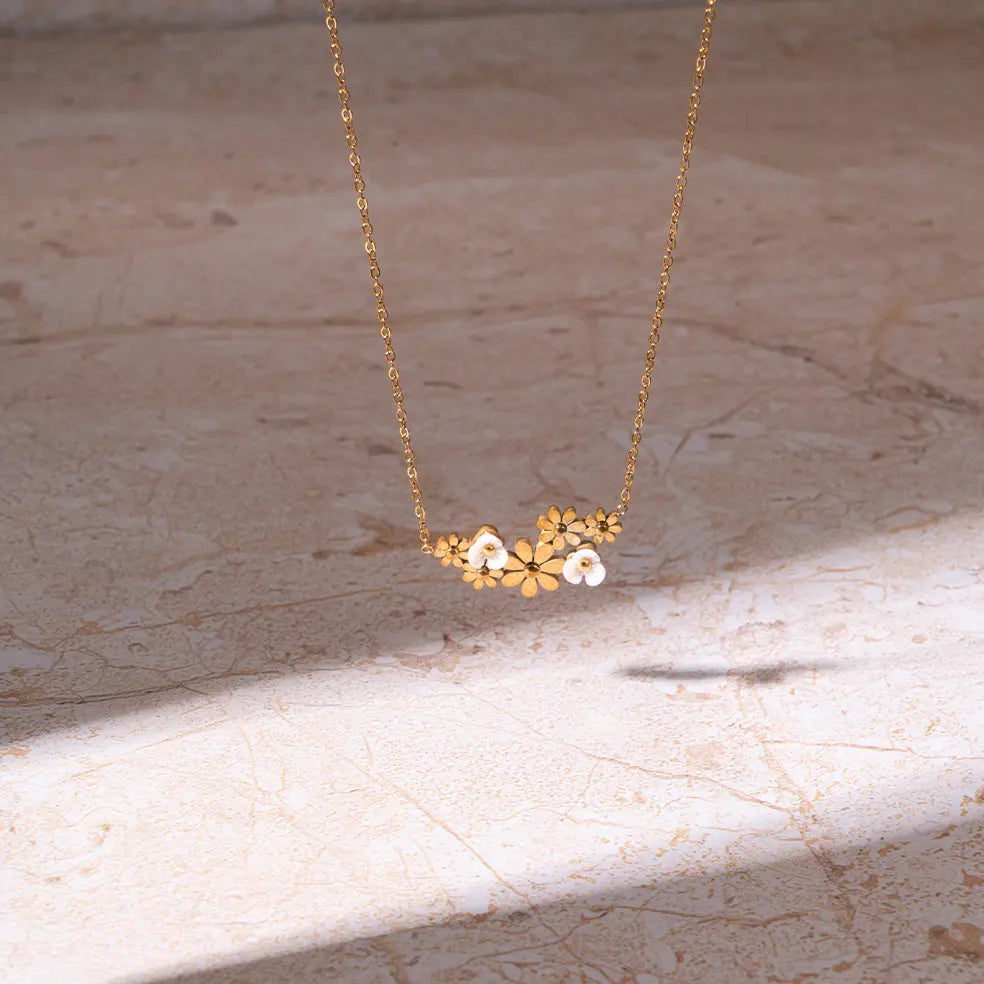 Golden Daisy Necklace | Salty