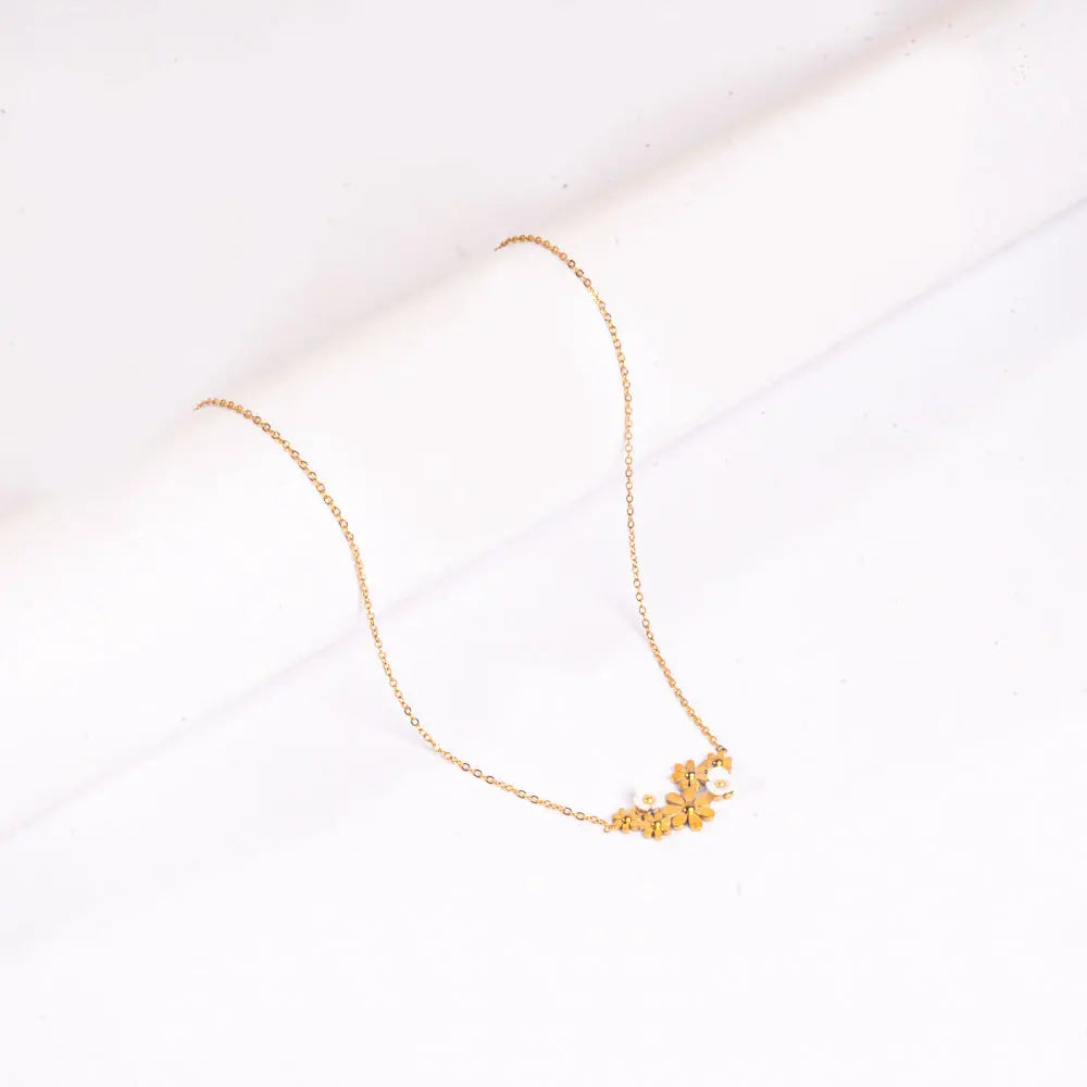 Golden Daisy Necklace | Salty