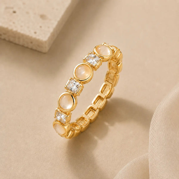 Golden Halo Crystal Ring