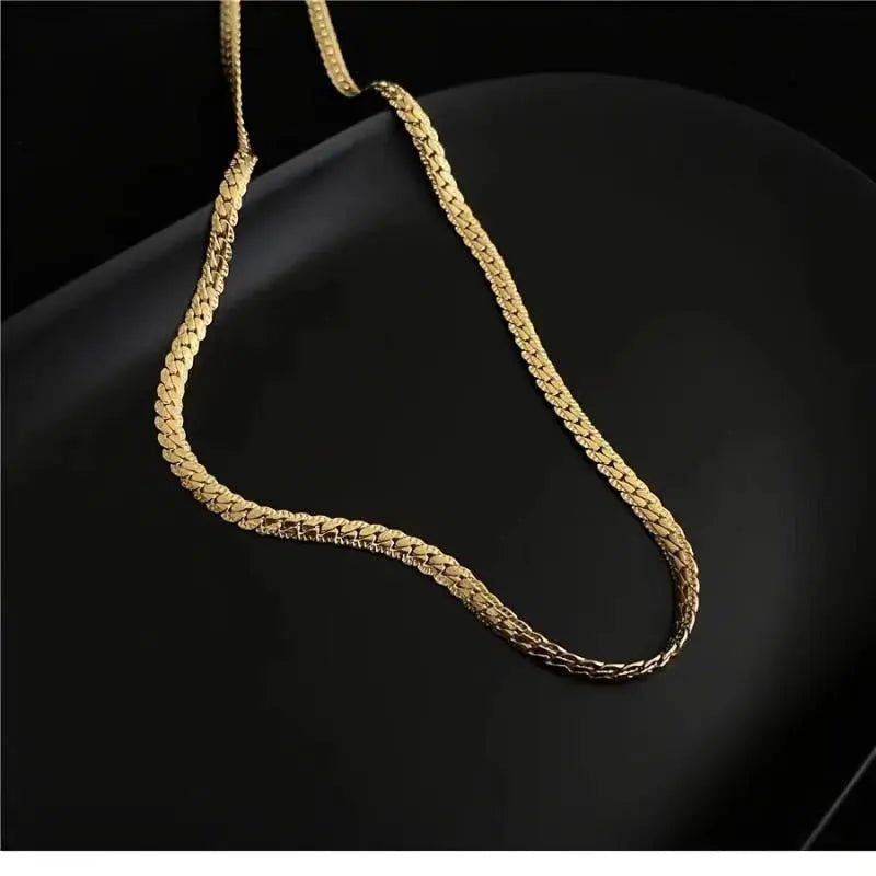 Golden Link Chain Necklace | Salty