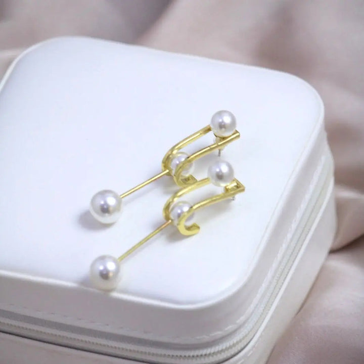 Graphic Illusion Pearl Earrings - Salty Accessories