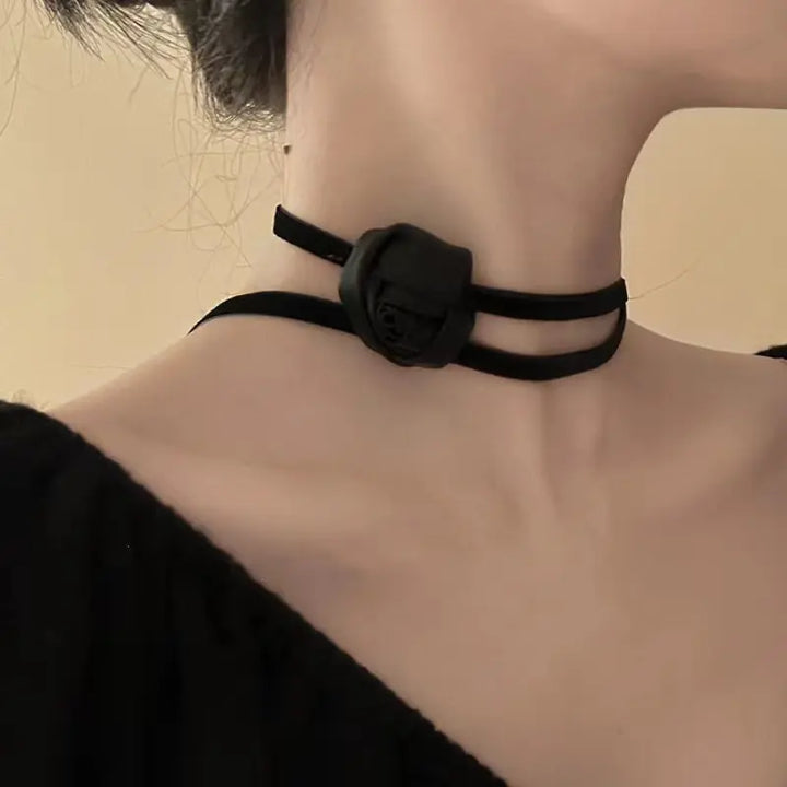 2-in-1 Noir Rosette Hair Tie/Choker