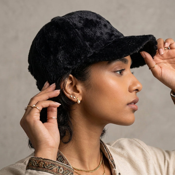 Cloud Soft Fuzzy Cotton Baseball Cap -Black
