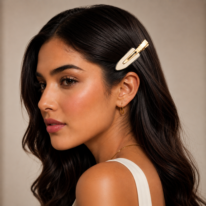 Creamy Oval Muse Hair Clip