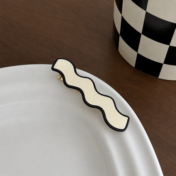Cream Curve Hair Clip