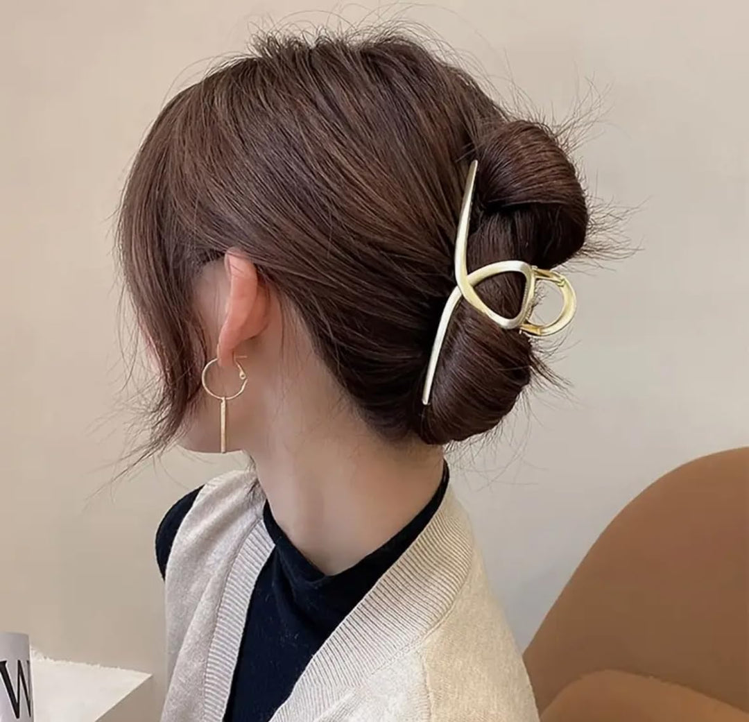 Golden Loop Hair Claw