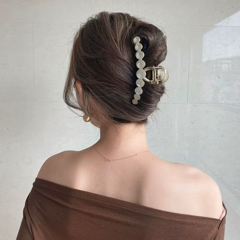 Pearl Orb Hair Claw