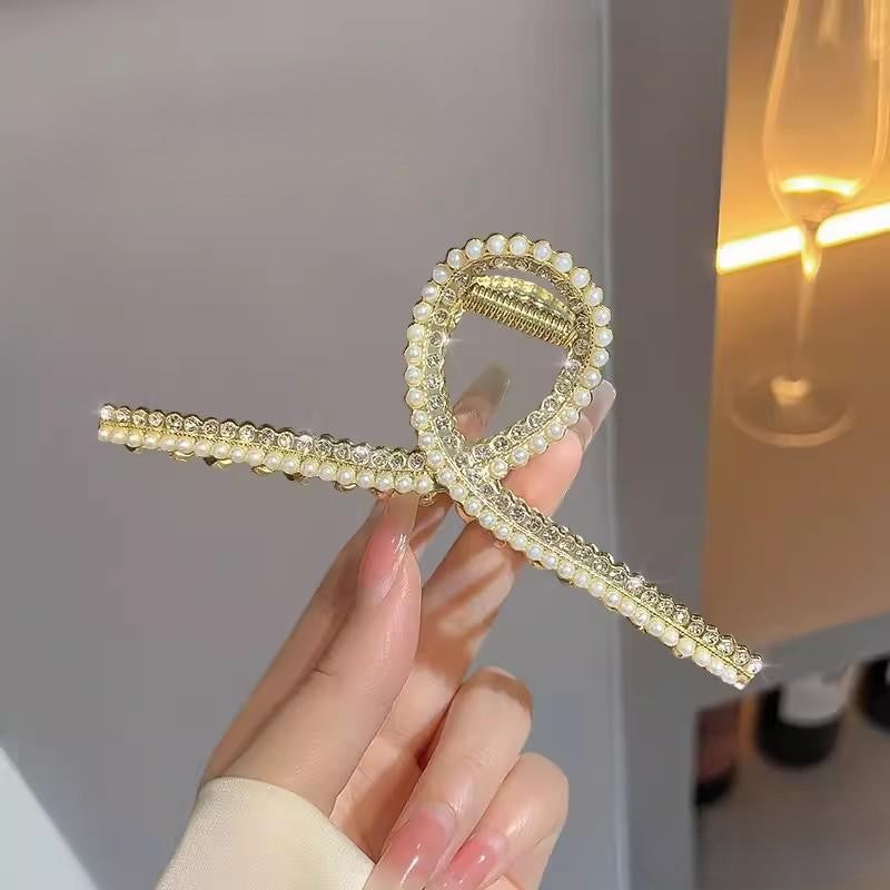 Pearl Twist Hair Claw