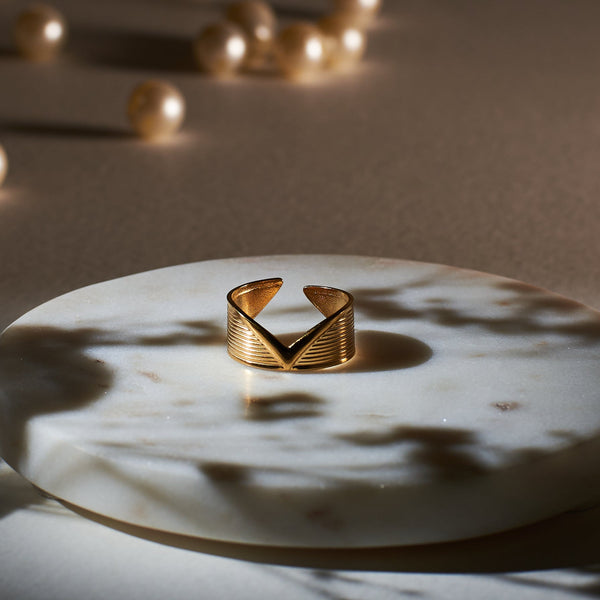 Harley Quinn Golden Ring