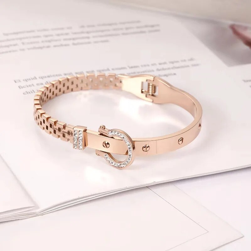 Evoke Essence Bracelet