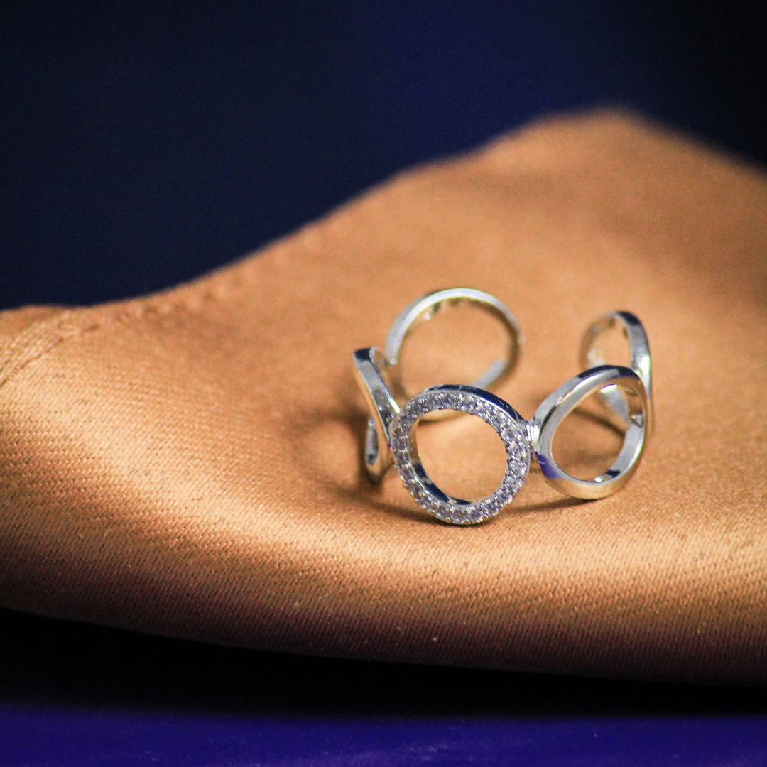 Hollow Circles Silver Band - Salty Accessories