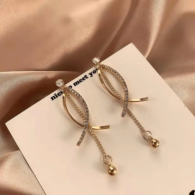 Hyperbolic Arc Geometric Crystal Drop Earrings